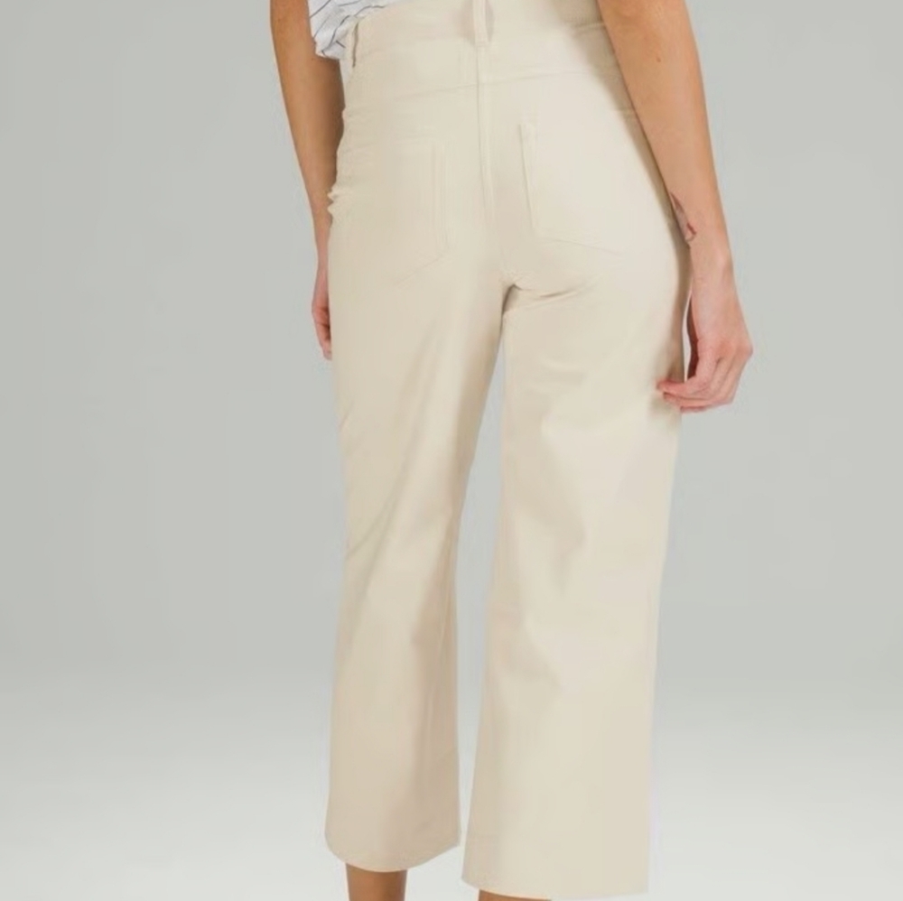 lululemon athletica Wide-Leg Cropped Pants in Light Cream - Picture 6 of 11